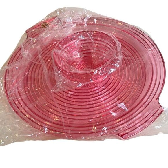 Vintage Majestic Images Chip & Dip Set Pink Lucite New - Picture 1 of 13